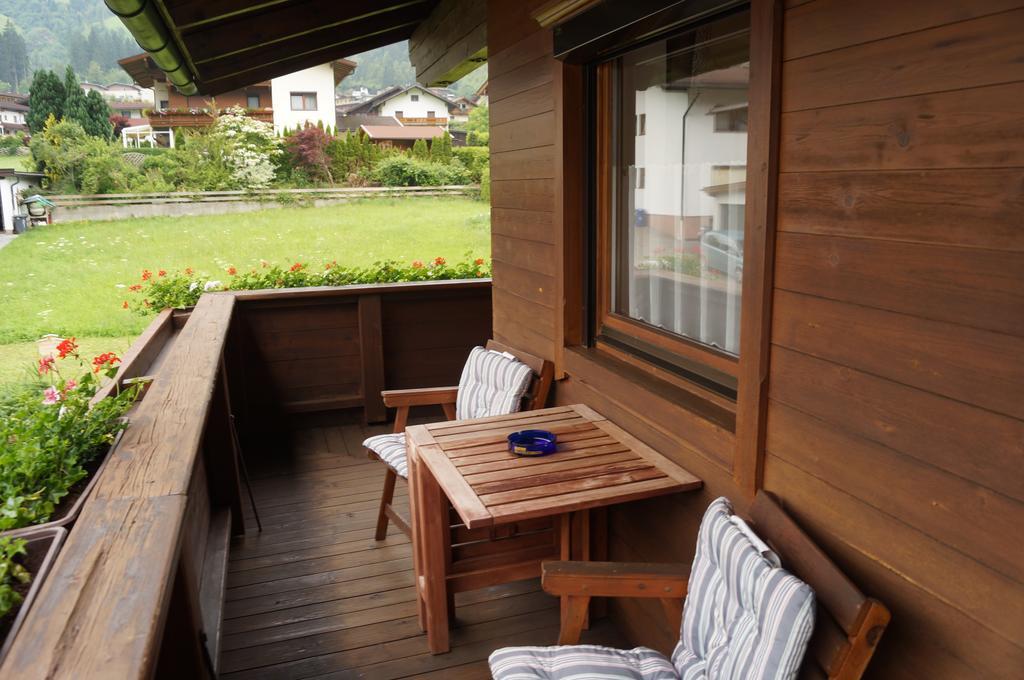 Apartment Alpin Aschau Im Zillertal Rom bilde