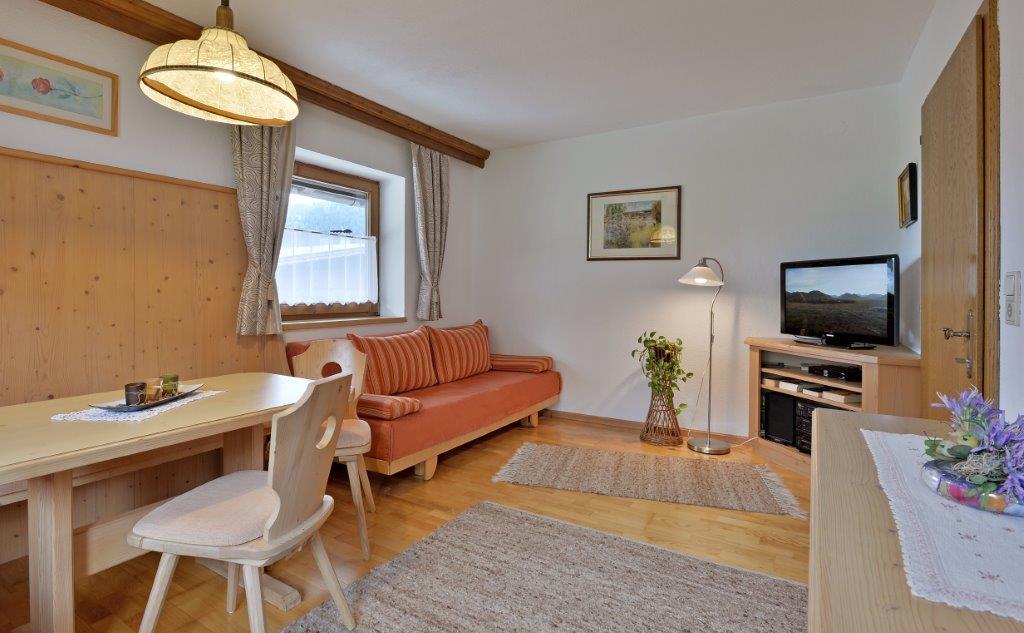 Apartment Alpin Aschau Im Zillertal Rom bilde