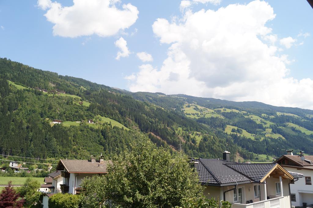 Apartment Alpin Aschau Im Zillertal Eksteriør bilde