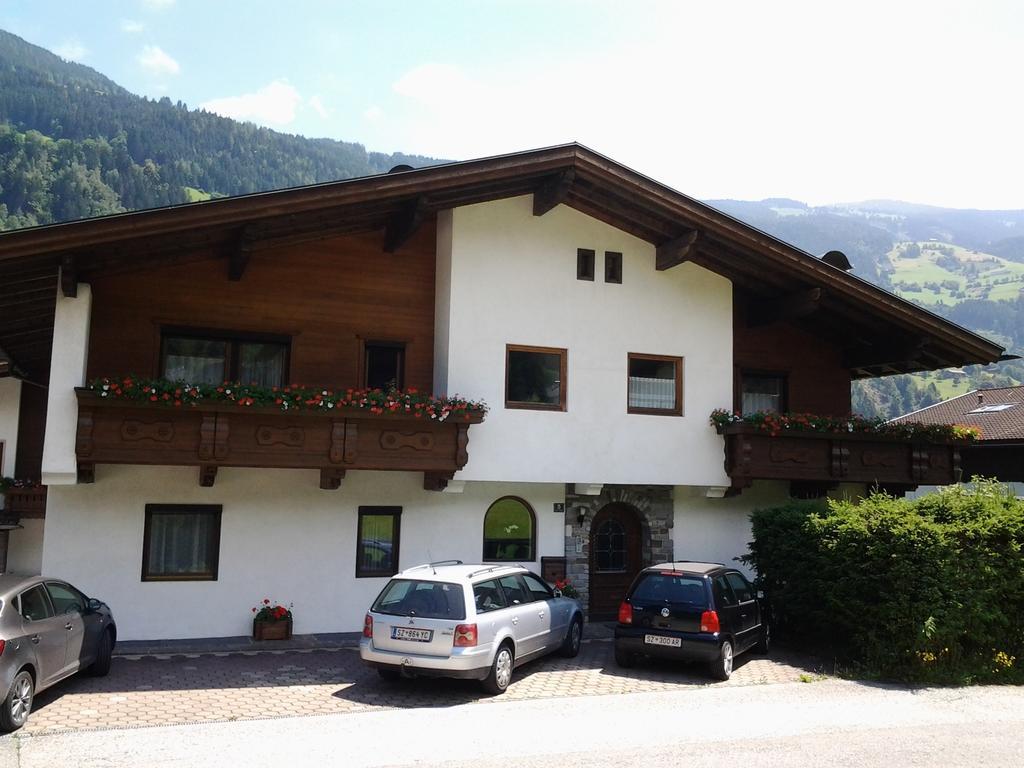 Apartment Alpin Aschau Im Zillertal Eksteriør bilde