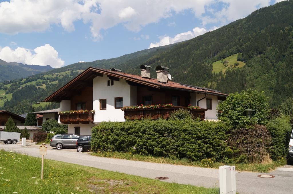 Apartment Alpin Aschau Im Zillertal Eksteriør bilde